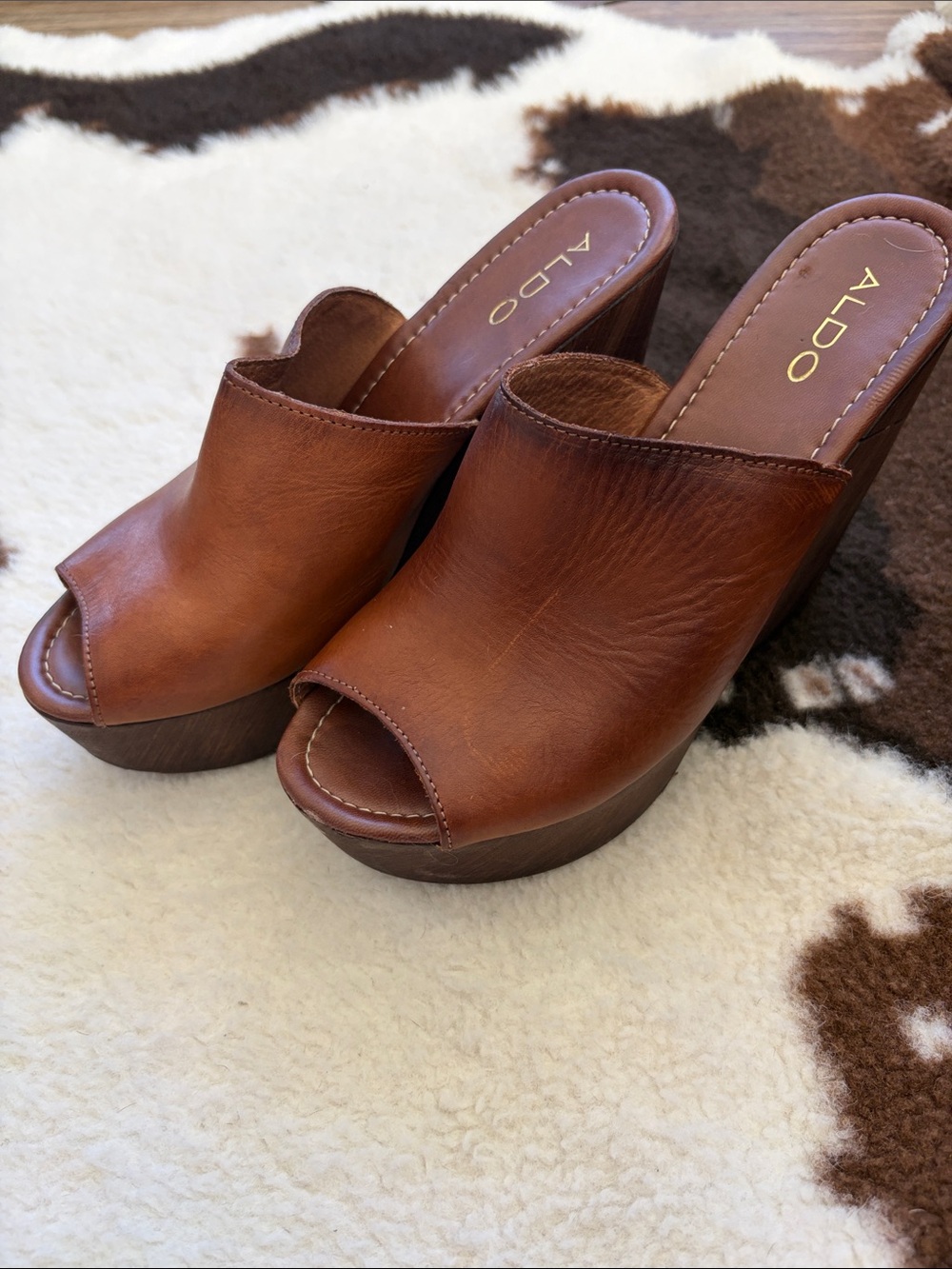 ALDO Brown Leather Peep-Toe Platform Mules